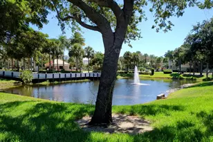 5650 Camino Del Sol, Boca Raton, FL 33433 - Photo 4
