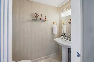 2110 N Ocean Blvd, Fort Lauderdale, FL 33305 - Photo 26