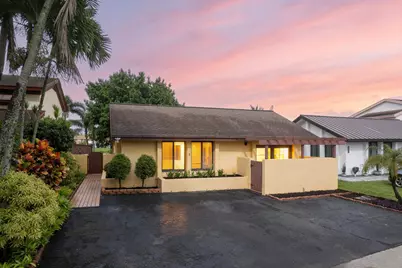 4051 SW 82nd Terrace, Davie, FL 33328 - Photo 2