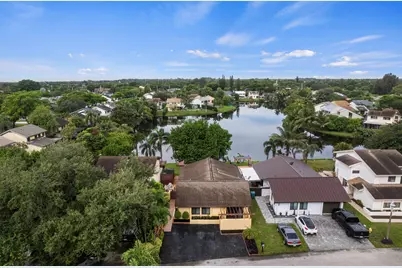 4051 SW 82nd Terrace, Davie, FL 33328 - Photo 30