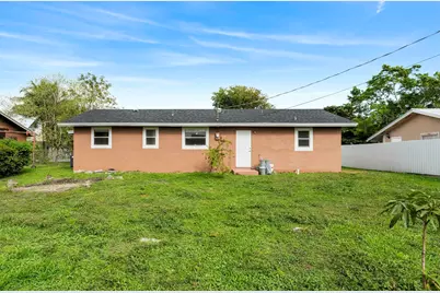 816 NE 22nd Street, Belle Glade, FL 33430 - Photo 20