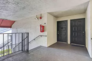 724 Executive Center Dr, West Palm Beach, FL 33401 - Photo 8