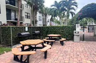 724 Executive Center Dr, West Palm Beach, FL 33401 - Photo 40