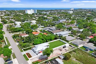 202 SE 4th St, Delray Beach, FL 33483 - Photo 1