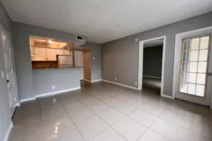 700 Executive Center Dr, West Palm Beach, FL 33401 - Photo 4