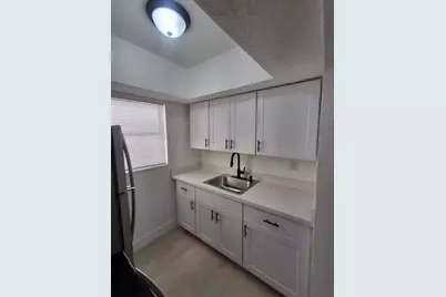 929 NW 3rd Avenue #02, Fort Lauderdale, FL 33311 - Photo 2
