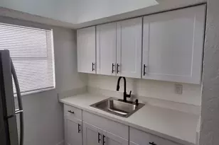 929 NW 3rd Ave, Fort Lauderdale, FL 33311 - Photo 2