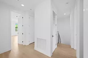 1449 SW 23rd Ct, Fort Lauderdale, FL 33315 - Photo 12