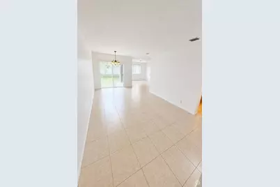 7137 Sienna Ridge Lane, Lauderhill, FL 33319 - Photo 4