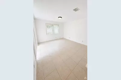 7137 Sienna Ridge Lane, Lauderhill, FL 33319 - Photo 10
