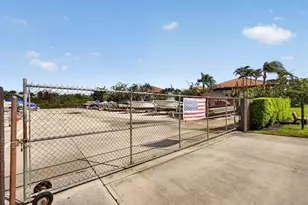 270 SW South River Dr, Stuart, FL 34997 - Photo 24
