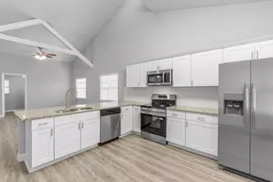 1646 3rd Ct SW, Vero Beach, FL 32962 - Photo 6