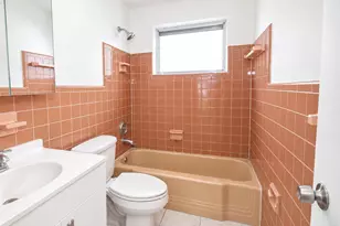2401 NE 10th St, Pompano Beach, FL 33062 - Photo 16