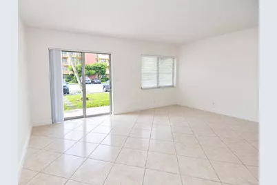2401 NE 10th Street #2, Pompano Beach, FL 33062 - Photo 22