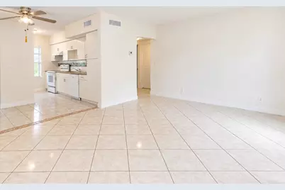 2401 NE 10th Street #2, Pompano Beach, FL 33062 - Photo 12