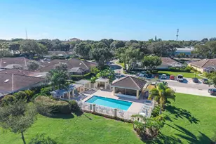 9041 Sun Terrace Cir, West Palm Beach, FL 33403 - Photo 18
