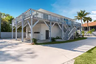 1712 NE Seahorse Pl, Jensen Beach, FL 34957 - Photo 4