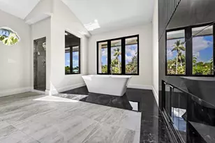 2561 Lucille Dr, Fort Lauderdale, FL 33316 - Photo 18