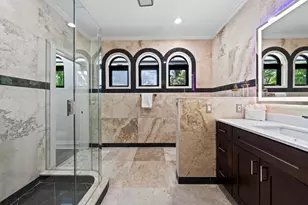 2561 Lucille Dr, Fort Lauderdale, FL 33316 - Photo 28