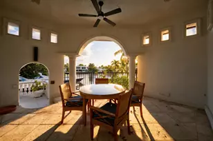 2561 Lucille Dr, Fort Lauderdale, FL 33316 - Photo 24