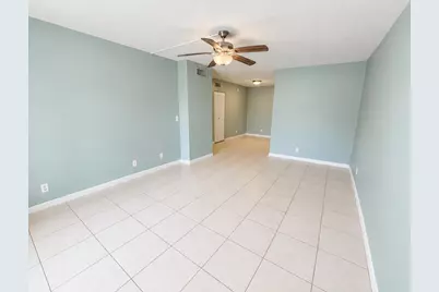 3253 NW 104th Avenue, Coral Springs, FL 33065 - Photo 4