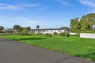 772 SE 3rd St, Belle Glade, FL 33430 - Photo 4