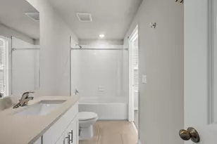5622 SE Edgewater Cir, Stuart, FL 34997 - Photo 12