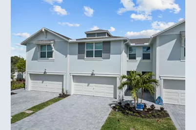 5622 SE Edgewater Circle, Stuart, FL 34997 - Photo 1