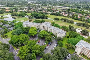 3505 Oaks Way, Pompano Beach, FL 33069 - Photo 46