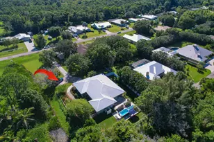 2718 NW Florida Ave, Stuart, FL 34994 - Photo 2