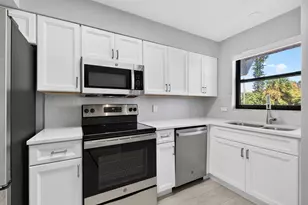1300 Seaway Dr, Fort Pierce, FL 34949 - Photo 20