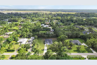 17850 Tangerine Boulevard, The Acreage, FL 33470 - Photo 4