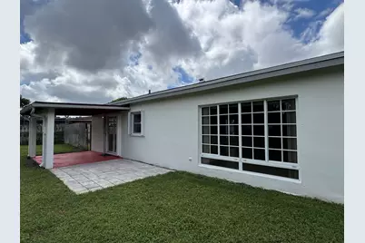 8306 NW 74th Terrace, Tamarac, FL 33321 - Photo 34