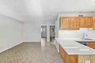 2660 NE 8th Ave, Wilton Manors, FL 33334 - Photo 4