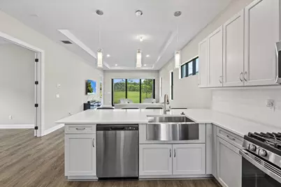 15860 Key Biscayne Lane, The Acreage, FL 33470 - Photo 14