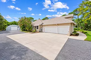 10672 154th Rd N, Jupiter, FL 33478 - Photo 4