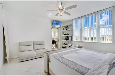191 SE 20th Avenue #614, Deerfield Beach, FL 33441 - Photo 4