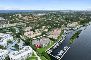 526 Oak Harbour Dr, Juno Beach, FL 33408 - Photo 2
