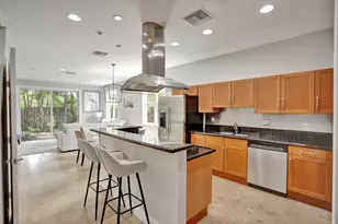 728 NE 7th Ave, Fort Lauderdale, FL 33304 - Photo 6