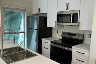 178 Cypress Point Dr, Palm Beach Gardens, FL 33418 - Photo 1
