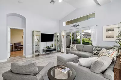 7182 Haviland Circle, Boynton Beach, FL 33437 - Photo 8