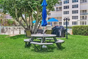 201 N Ocean Blvd, Pompano Beach, FL 33062 - Photo 30