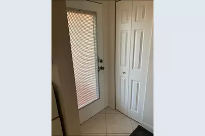 2801 Somerset Drive #407, Lauderdale Lakes, FL 33311 - Photo 16
