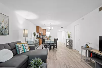 9350 Sunrise Lakes Boulevard #205, Sunrise, FL 33322 - Photo 4