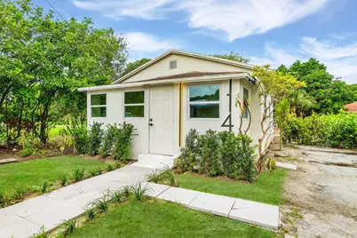 114 NW 10th Avenue, Delray Beach, FL 33444 - Photo 2