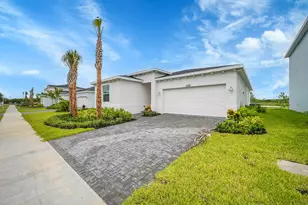 3532 Angler Dr, Fort Pierce, FL 34946 - Photo 2