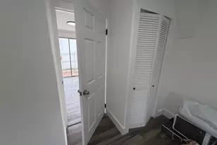 844 NE 17th Way, Fort Lauderdale, FL 33304 - Photo 14