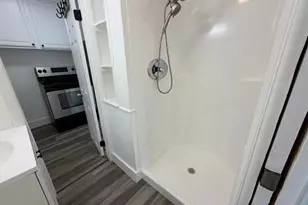 844 NE 17th Way, Fort Lauderdale, FL 33304 - Photo 10