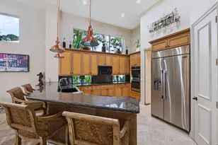 106 Pembroke Dr, Palm Beach Gardens, FL 33418 - Photo 10