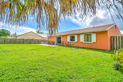 2351 SE Fruit Avenue, Port Saint Lucie, FL 34952 - Photo 28